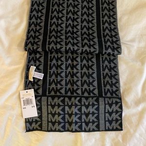 Michael Kors scarf